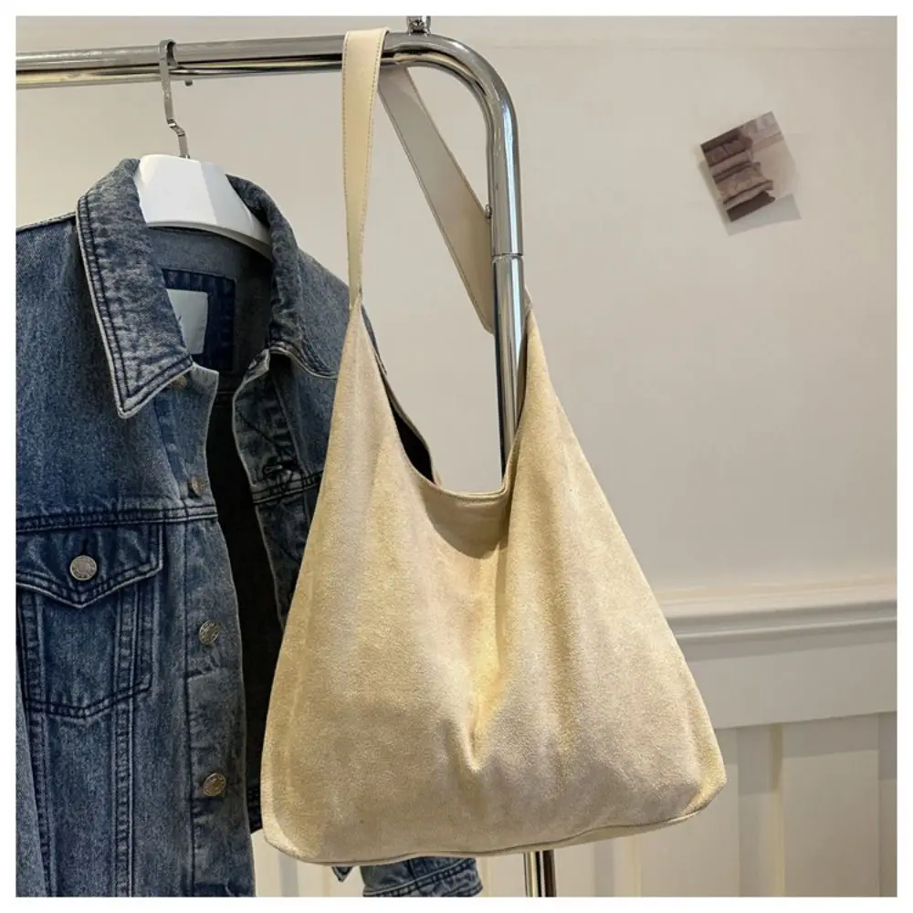 Neue Herbst- und Winter-Vintage-Damentasche mit Großer Kapazität, Modische Wildleder-Schultertasche, Schlichte Einfarbige Vielseitige Bucket Bag – Detail 8