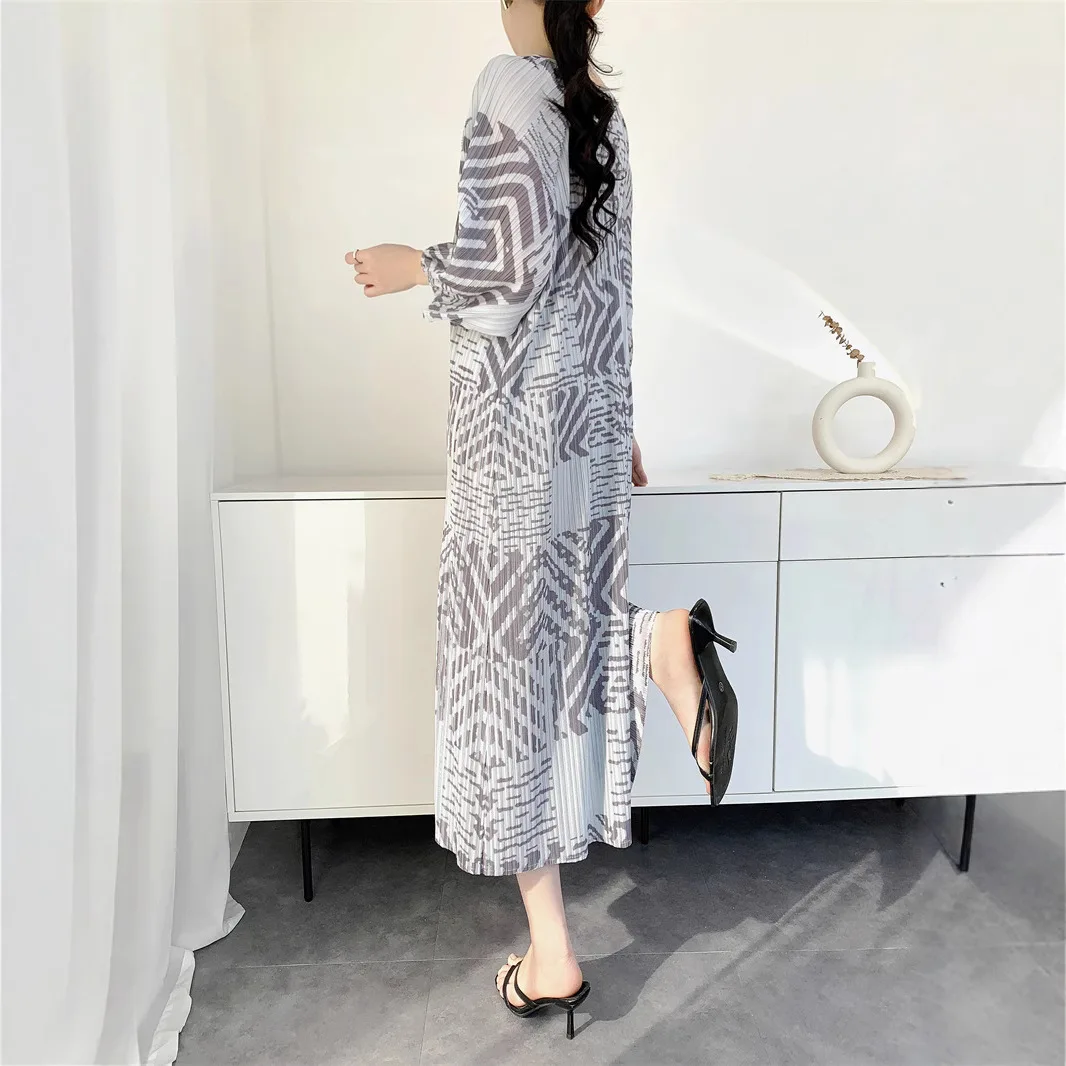 Miyake robe imprimée plissée 2025 printemps et été nouvelles femmes imprimé français rayure tempérament robes longues