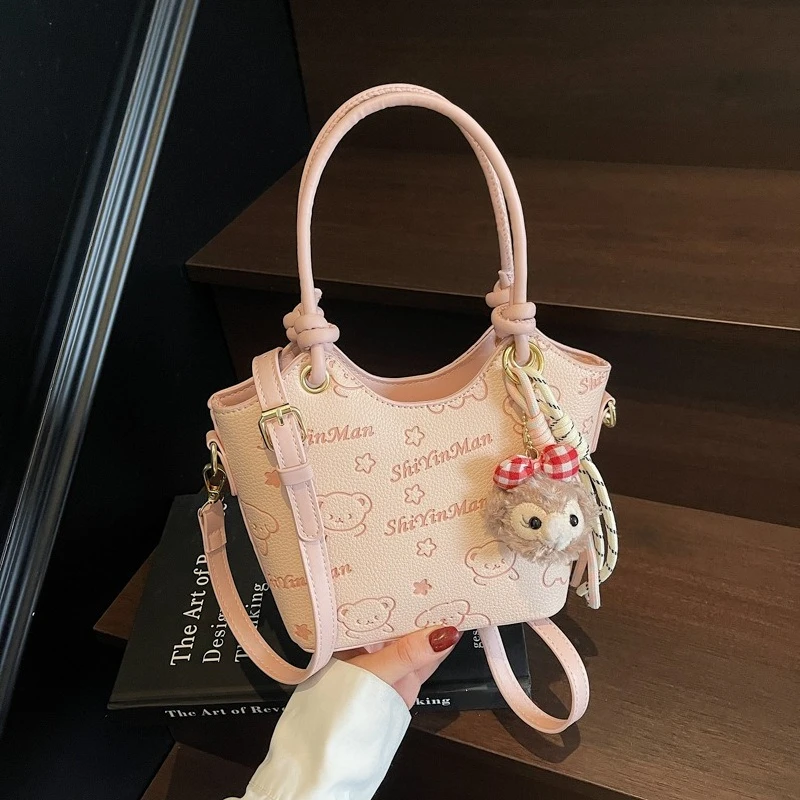 

Новая модная повседневная сумка-ведро для девочек с мультяшным принтом, нишевый дизайн, на одно плечо, кроссбоди