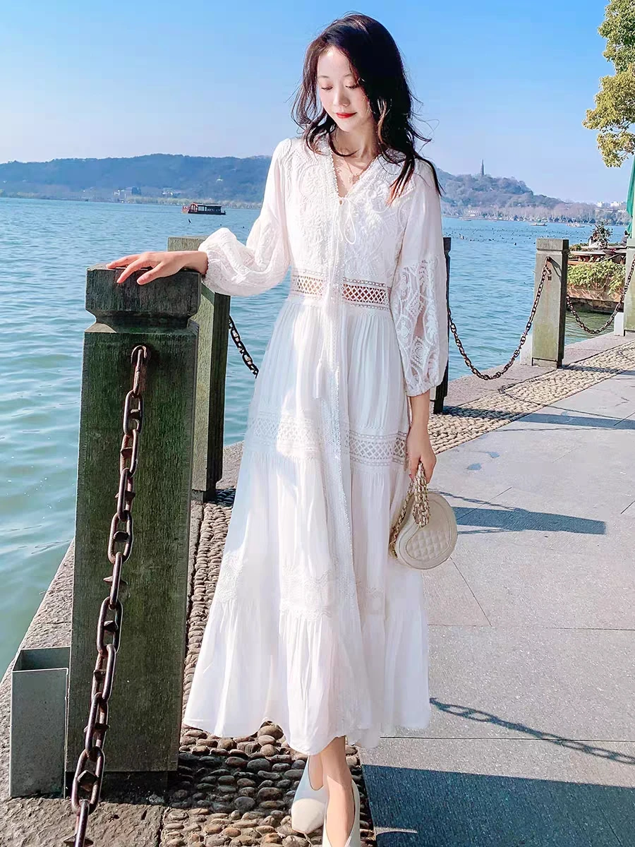 High Grade Customized White Sweet French Bubble Sleeve Beach Dress 2023 Summer Sexy V-Neck Long Dress