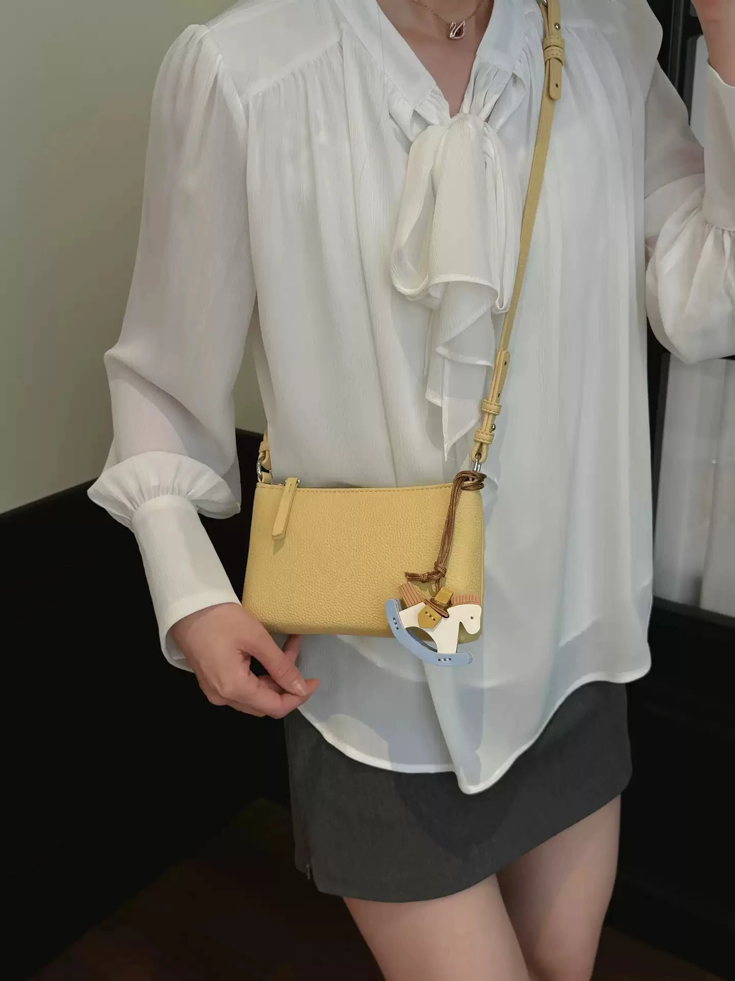 Macaron Mini Envelope Underarm Bag for Women With Rocking Horse Pendant Detachable Shoulder Strap Crossbody Handbag