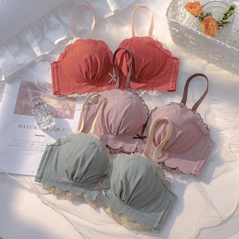 Fashion Trendy Lace Sexy Lingerie Push Up Bra Comfortable Adjustable Wireless Women Breathable Underwear Girl Popular Brassiere