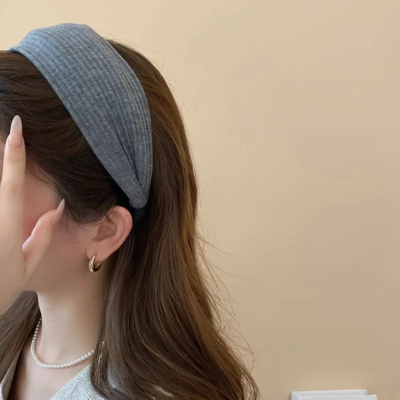Einfarbiges Breites Stirnband mit Streifenmuster, Französischer Stil, Elegantes Haaraccessoire, Beliebter Internet-Celebrity-Look – Detail 20