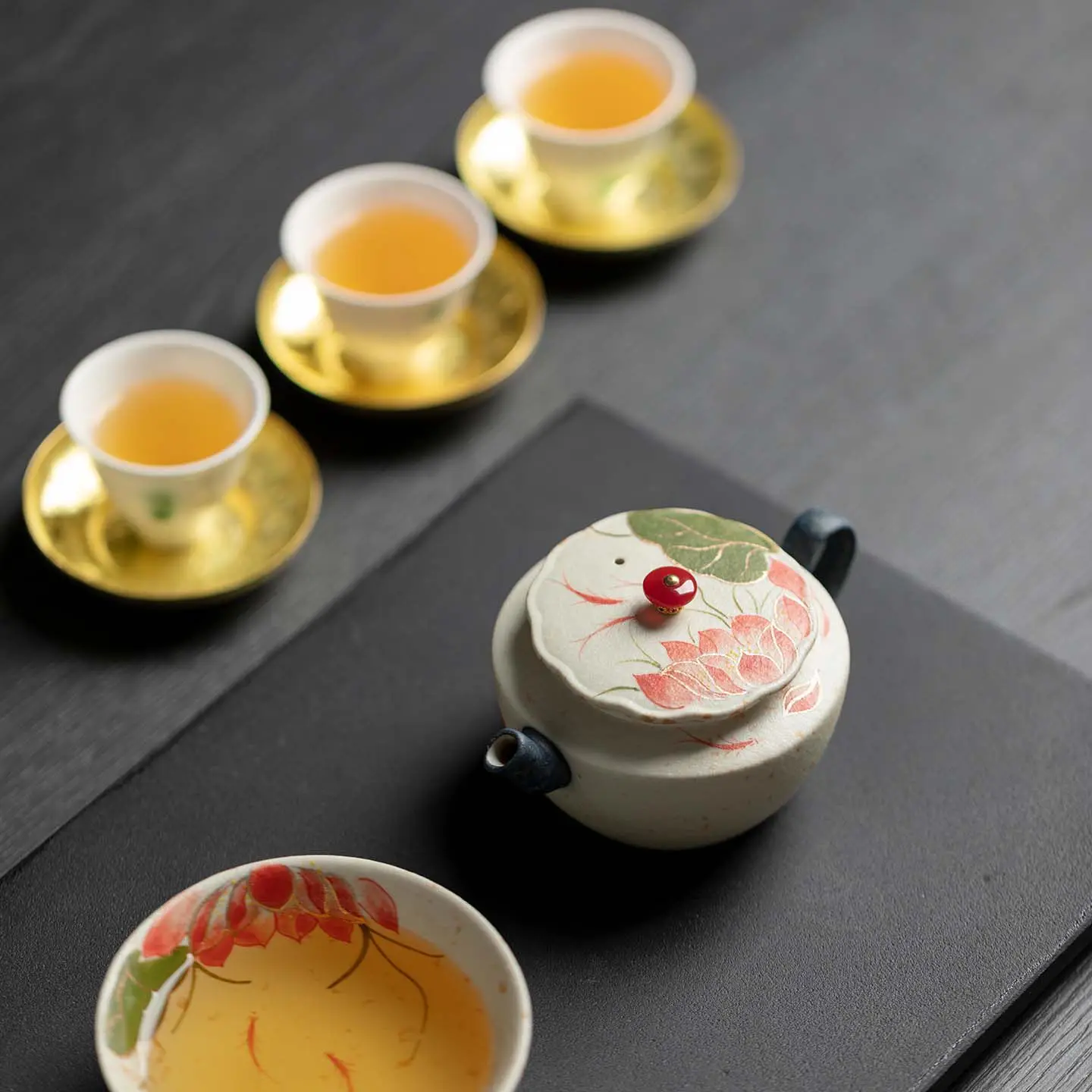 Ino Kiyosong Hand-Painted Carp Playing With Lotus Ceramic Palace Lantern Teapot Firestone Red Household Pot Kung Fu Tea Set