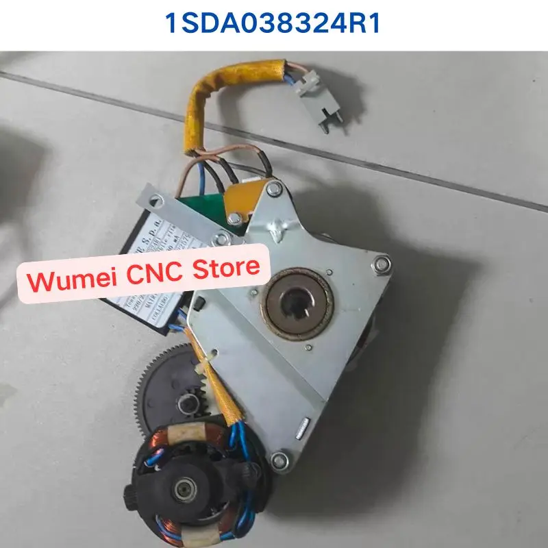 Second-hand test OK Energy Storage Motor 1SDA038324R1 220-250V If You Need Other Specifications, Please Consult