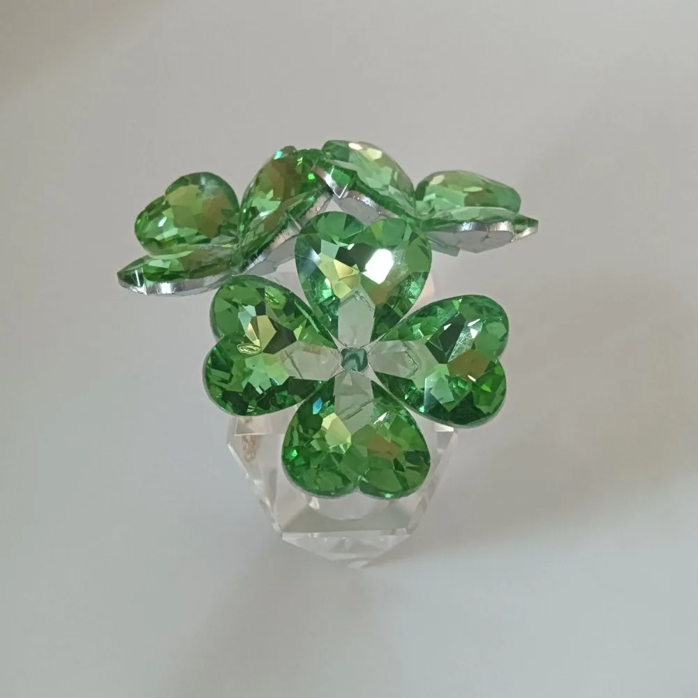 Crystal Lucky Four-leaf Clover Creative Ornament 6 Cm Long, 5 Cm Wide, 8 Cm High, High-end Four-leaf Clover Ornament