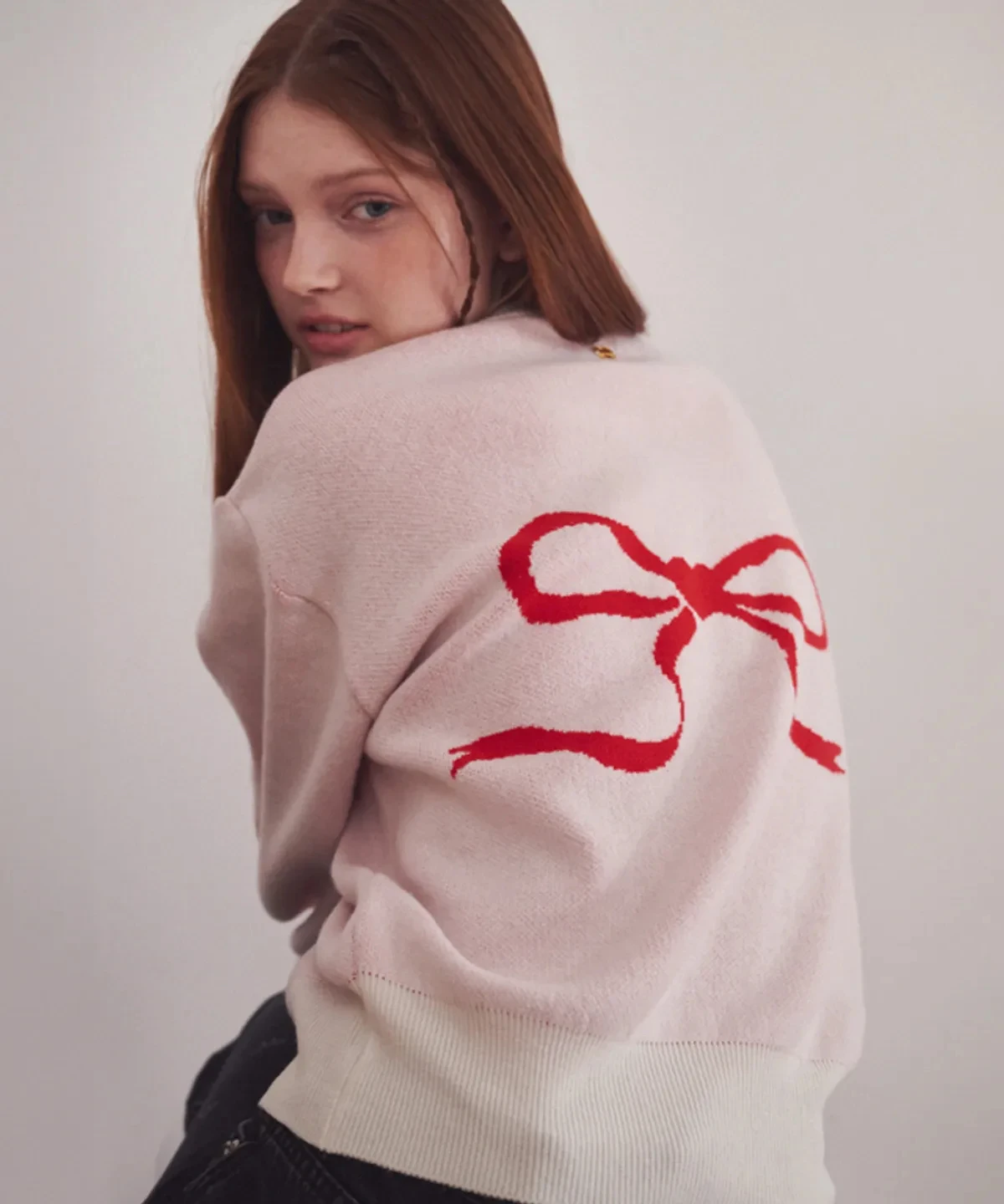 Suéter Cárdigan Corto de Punto con Lazo de Mariposa, Bordado Floral, Corte Hoado, Manga Larga, Cuello Redondo, sor Regular