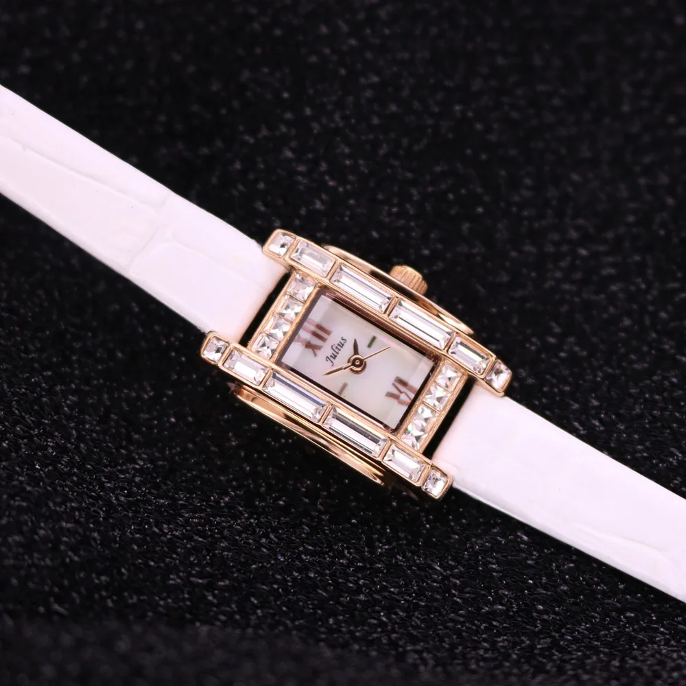 

Женские часы, японские кварцевые маленькие часы, изысканное модное платье, браслет из кожи, милый мини-конфетный квадратный подарок для девочек, Julius Box