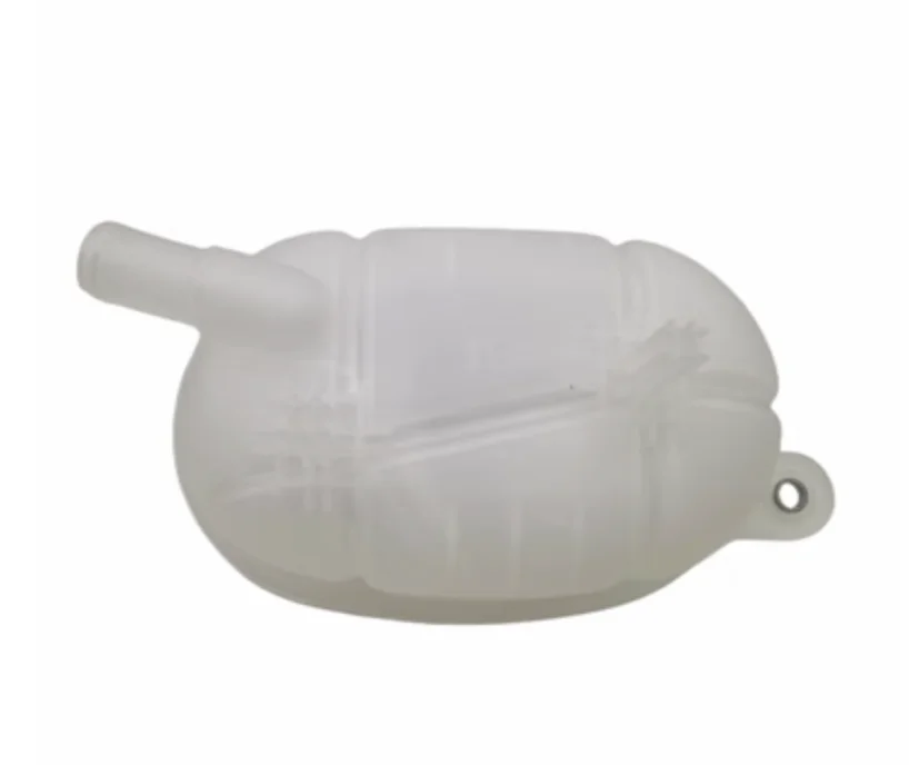 1pcs Coolant reservoir tank with cap For Chinese GAC GS3 GA3 GS4 Auto car motor parts