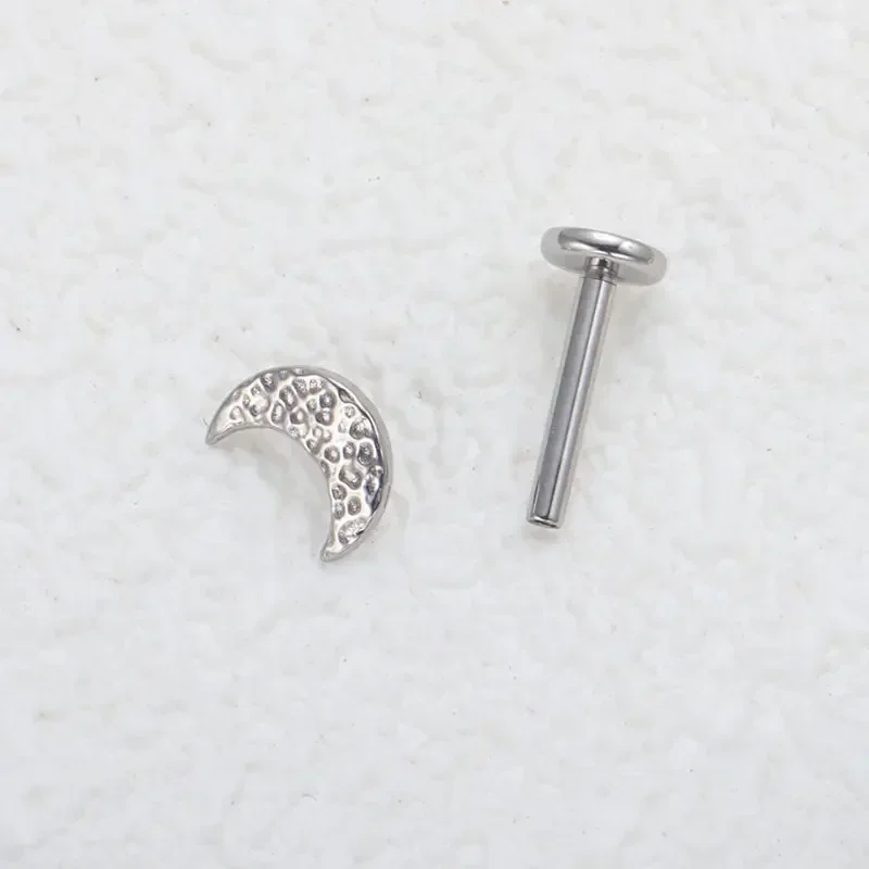 ASTM F136 Titanium Crater Hammer Moon Lip Piercing Internal Thread Labret Tragus Ear Cartilage Flat Piercing Nose Jewelry