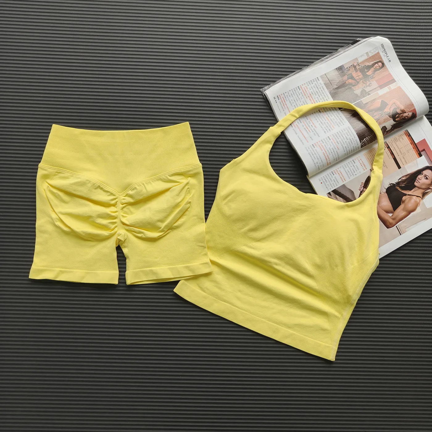 2 Pieces Women's Sports Set Backless Halter Top High Waist Seamless Stretchy Bras Shorts Suit Gym Set Workout Fitness Clothing - Image 4