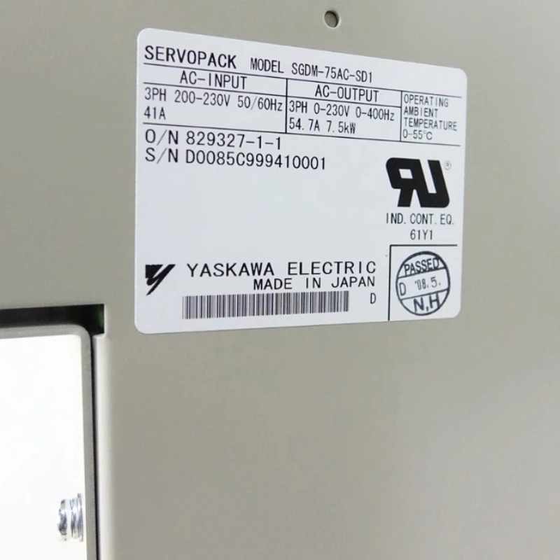 New In Box Yaskawa SGDM-75AC-SD1 Servo Drive In Stock