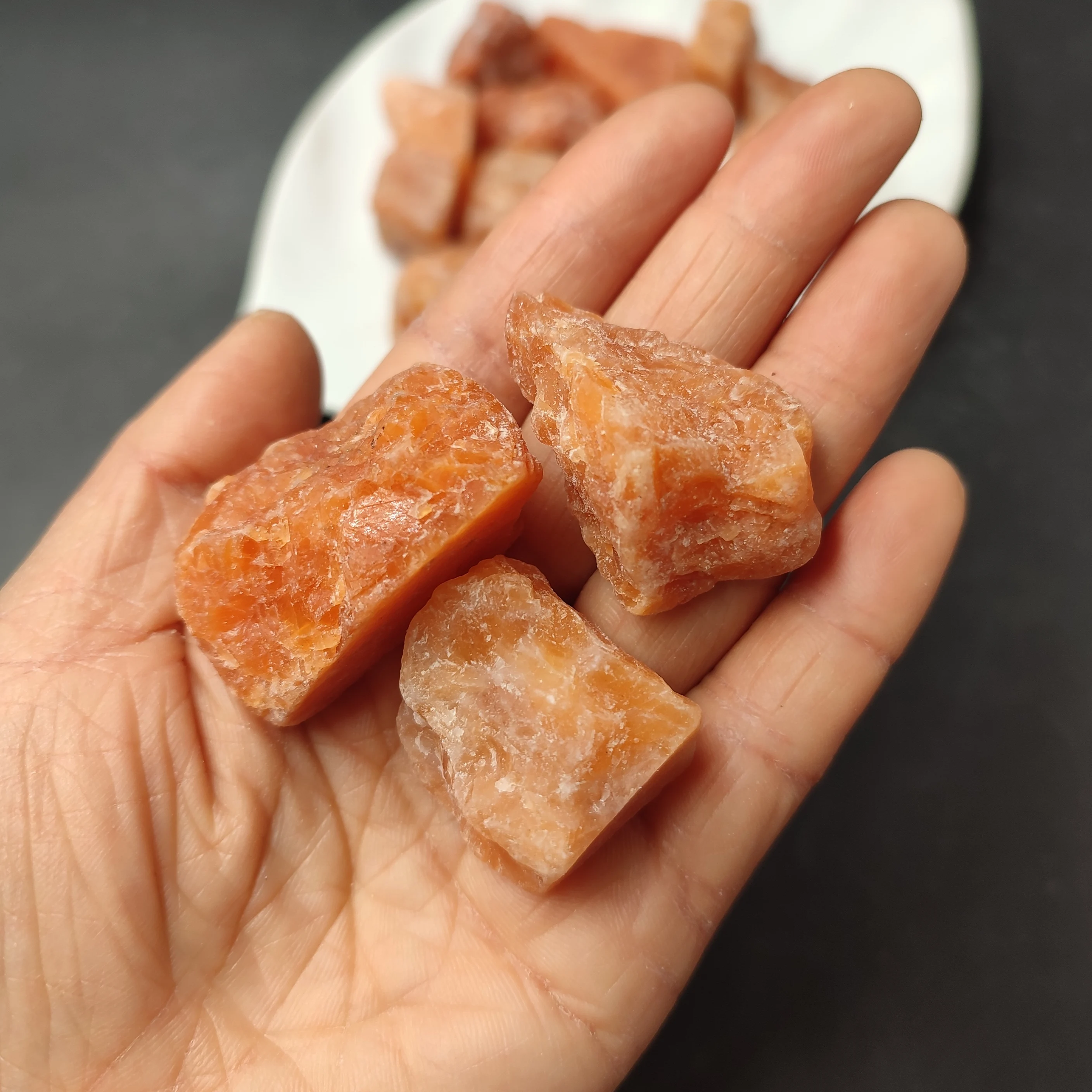1pc Natural Sunstone Raw Stone Rough Quartz Crystal Energy Mineral Specimen Home Decoration Ornaments 2-4cm