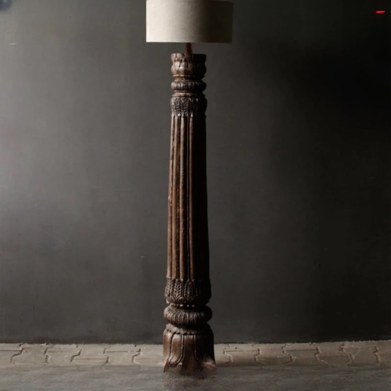 Vintage floor lamp Antique old creative Roman column carved living room Hotel clubhouse decorative floor lamp