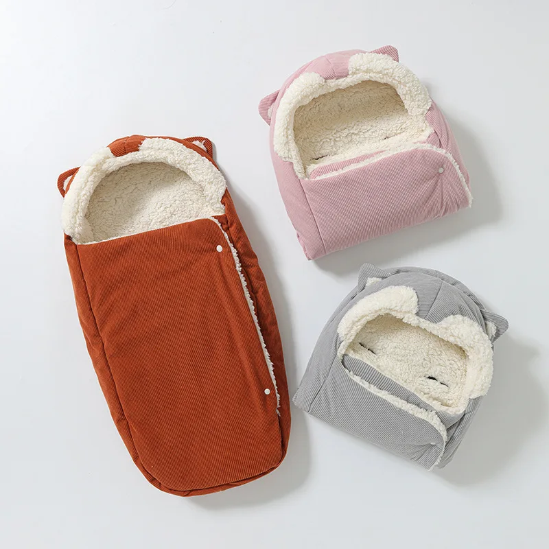 秋冬用厚手暖かいベビーフード付き寝袋ラムウール新生児用おくるみラップ外出用ベビーベッドカーシートブランケット