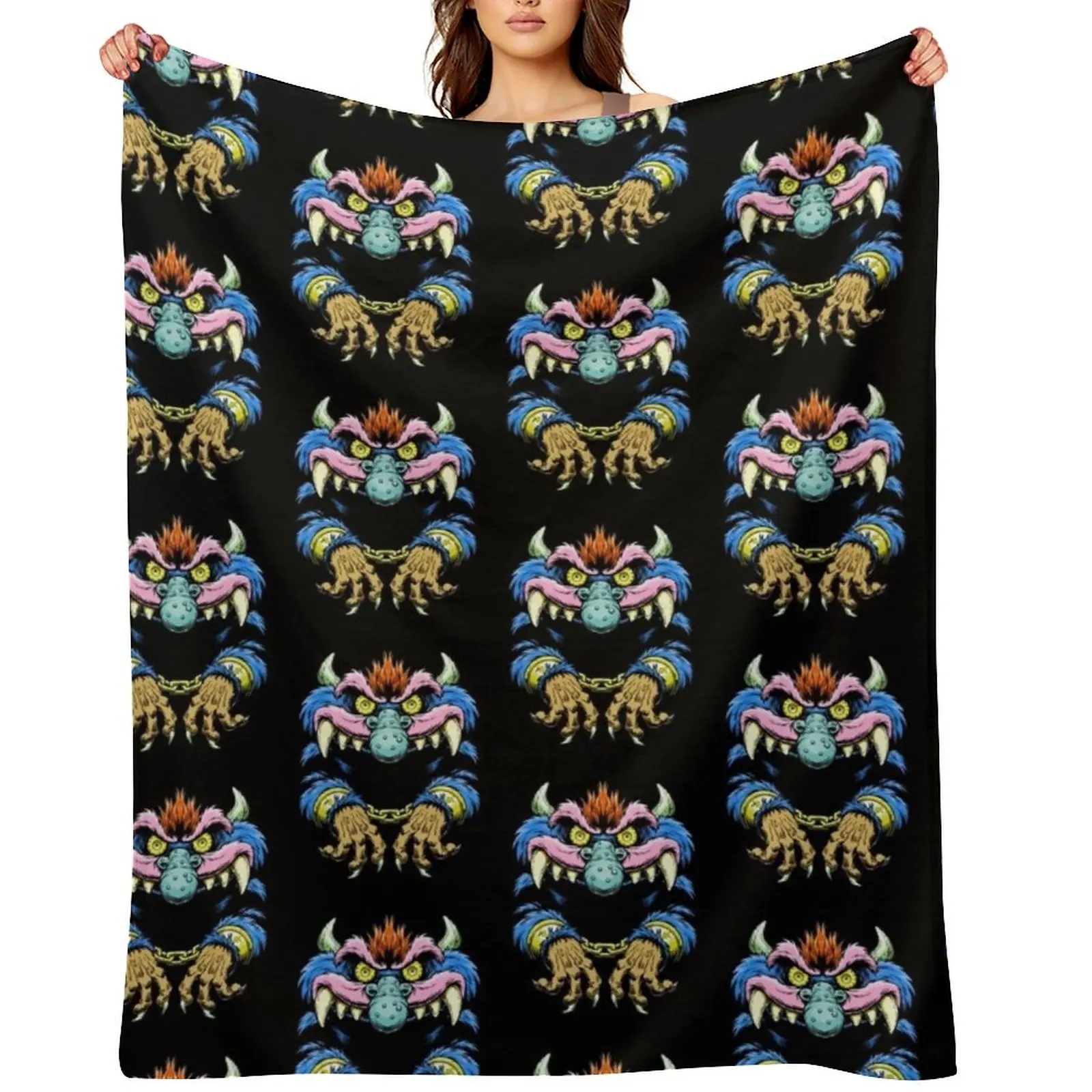 MY PET MONSTER 1980&x27;S ARTWORK Essential T-Shirt Throw Blanket Sofa Throw Summer Beddings Beautifuls Blankets