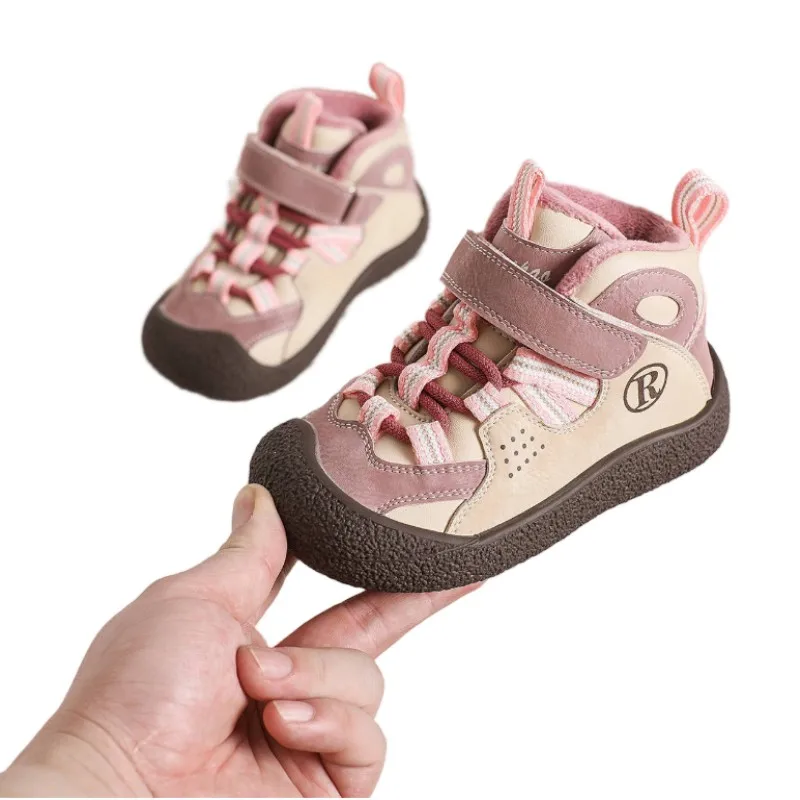 

Осень-зима, новая детская плюшевая повседневная хлопковая обувь, теплая спортивная обувь для мальчиков с противоскользящей мягкой подошвой, детская прогулочная обувь для девочек