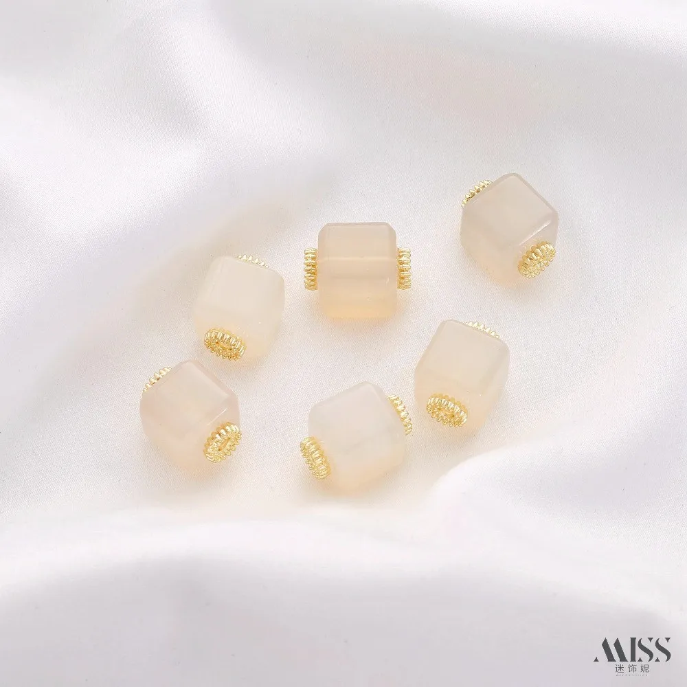 อาเกตธรรมชาติฝังทองน้ําตาล Cube ลูกปัดสแควร์ DIY Handmade Through-Hole ลูกปัดสร้อยข้อมือสร้อยคออุปกรณ์เสริม