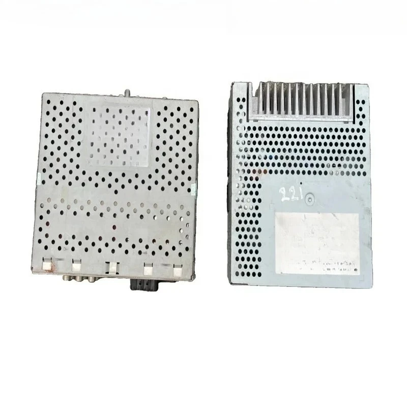 Suitable for Mercedes Benz W221 music multimedia amplifier module screen video computer