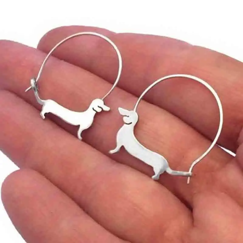 

Classic Fashion Silver Color Metal Geometry Carving Cute Dog Hoop Earrings for Women Jewelry
