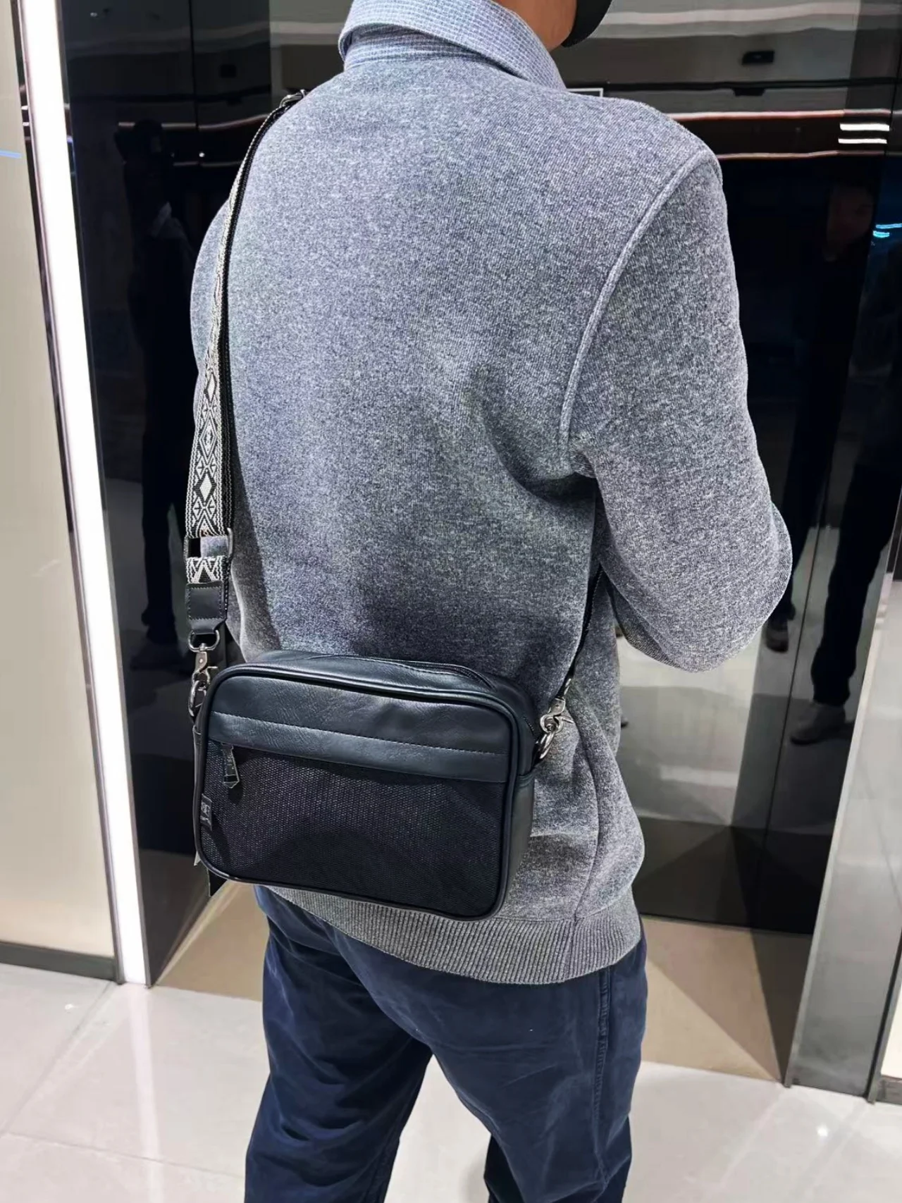 

Bla Casual Crossbody Bag for Men Outdoor Portable Single oulder Bag Korean Sle Leisure Faion Men's Workwear Bag