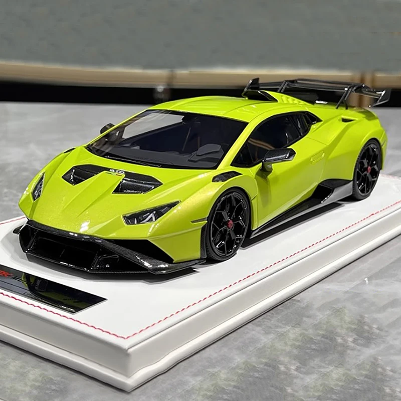 RUNNER 1:18 huracan STO Novitec modified resin car model