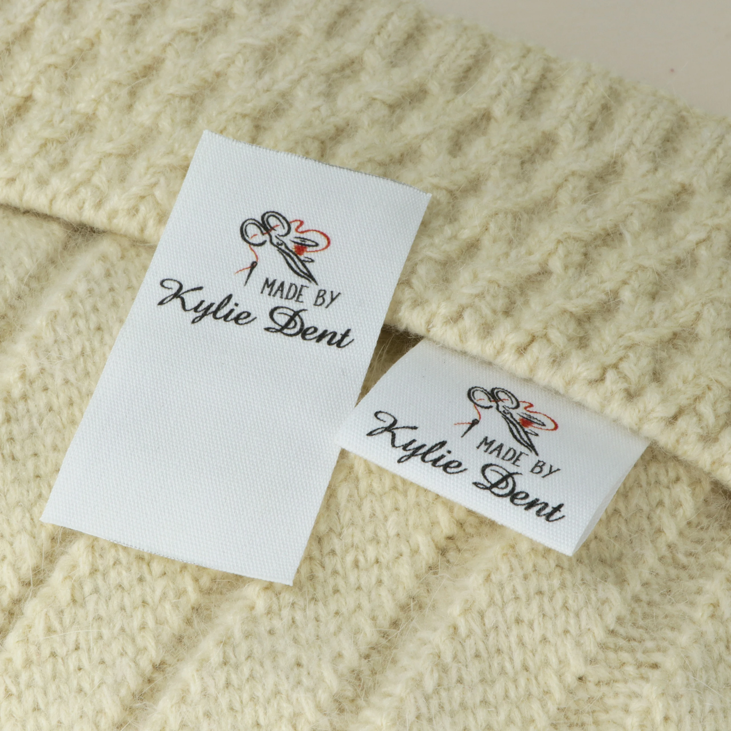 Custom Sewing label, Fold, Custom Clothing Labels - Fabric Name Tags, Logo or Text,  Cotton Ribbon, Custom Design (FR128)