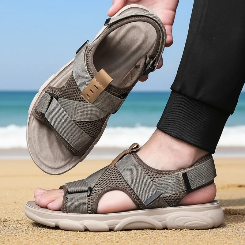 

MAEDEF Sandals Men Summer Shoes Casual Beach Slippers Outdoor Shoes Non Slip Clogs Lightweight Breathable Durable Men's Sandals