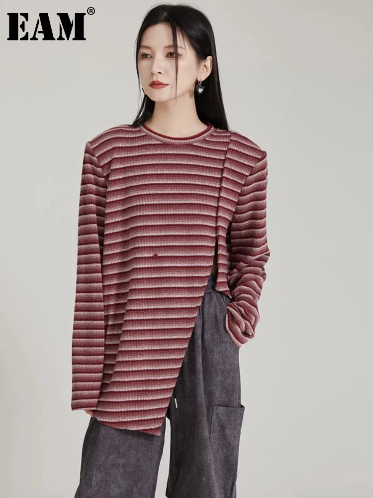 [EAM] Women Red Striped Irregular Slit Big Size T-shirt New Round Neck Long Sleeve Fashion Tide Spring Autumn 2024 1DH7989