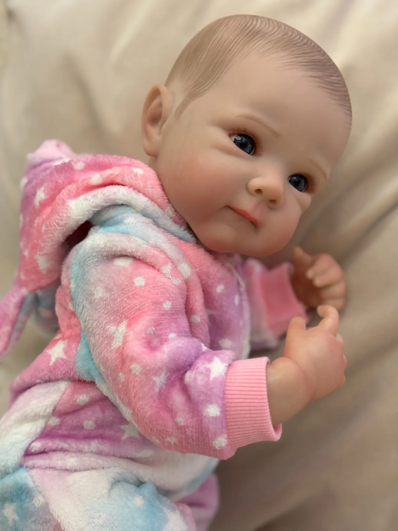 18인치 베티 실물 같은 리본 여자 아기 인형 수제 실물 같은 3D 페인트 피부 귀여운 신생아 아기 인형 페인트 머리카락
