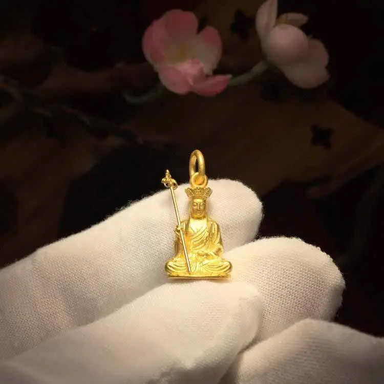 Retro Ethnic Golden Three-dimensional Buddha Statue Jizang Bodhisattva Pendant