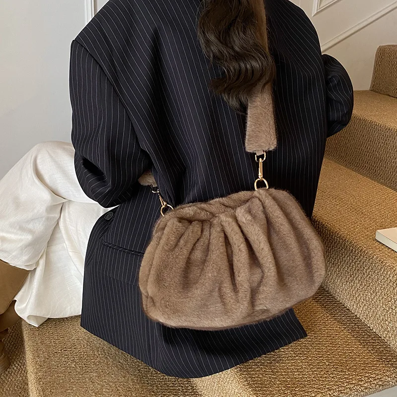 

2025 Luxury Imitation Mink Hair Design Wallet Women All-match Winter Pleated Handbag Fashion Plush Shoulder Bag