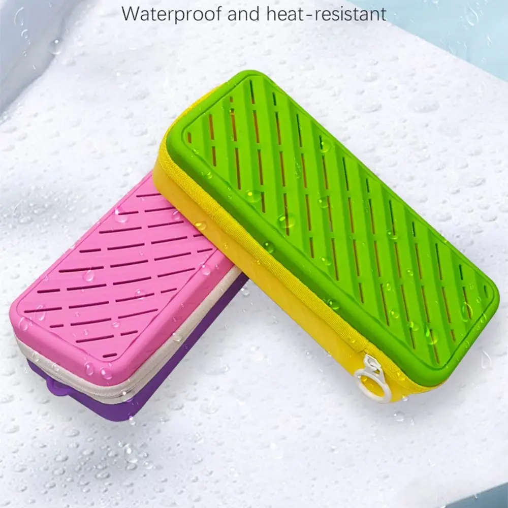 Large Capacity Silicone Swim Goggle Case Breathable Perforated Goggle Storage Box Zipper Closure Rectangular