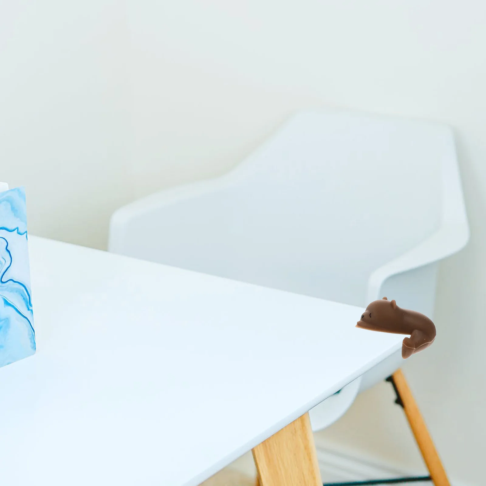 защита для угла стола