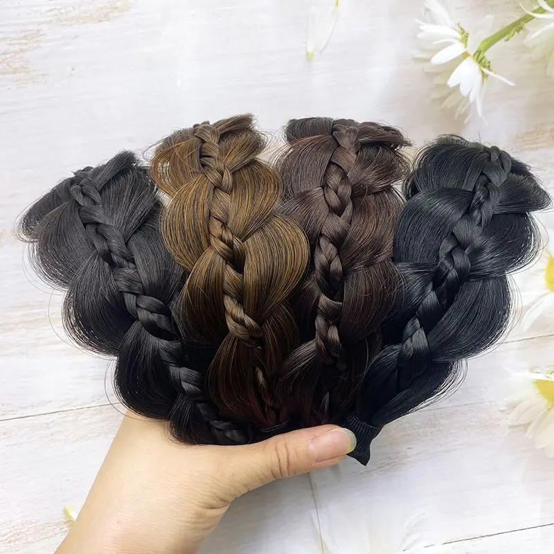 

Wide Braided Headband for Women Wide Teeth Design Hair Band Non-Slip Grip Comfortable Artistic Hair Clip for Wig and Daily Wear