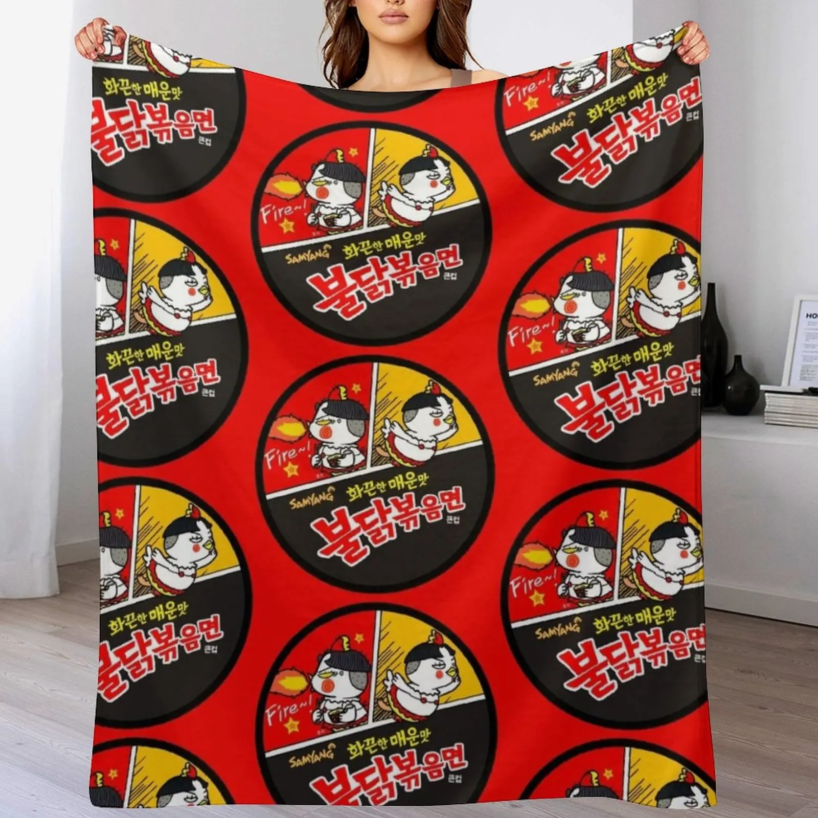 

Spicy Noodles! Throw Blanket Versatile Cozy Throw Blanket for All Occasions