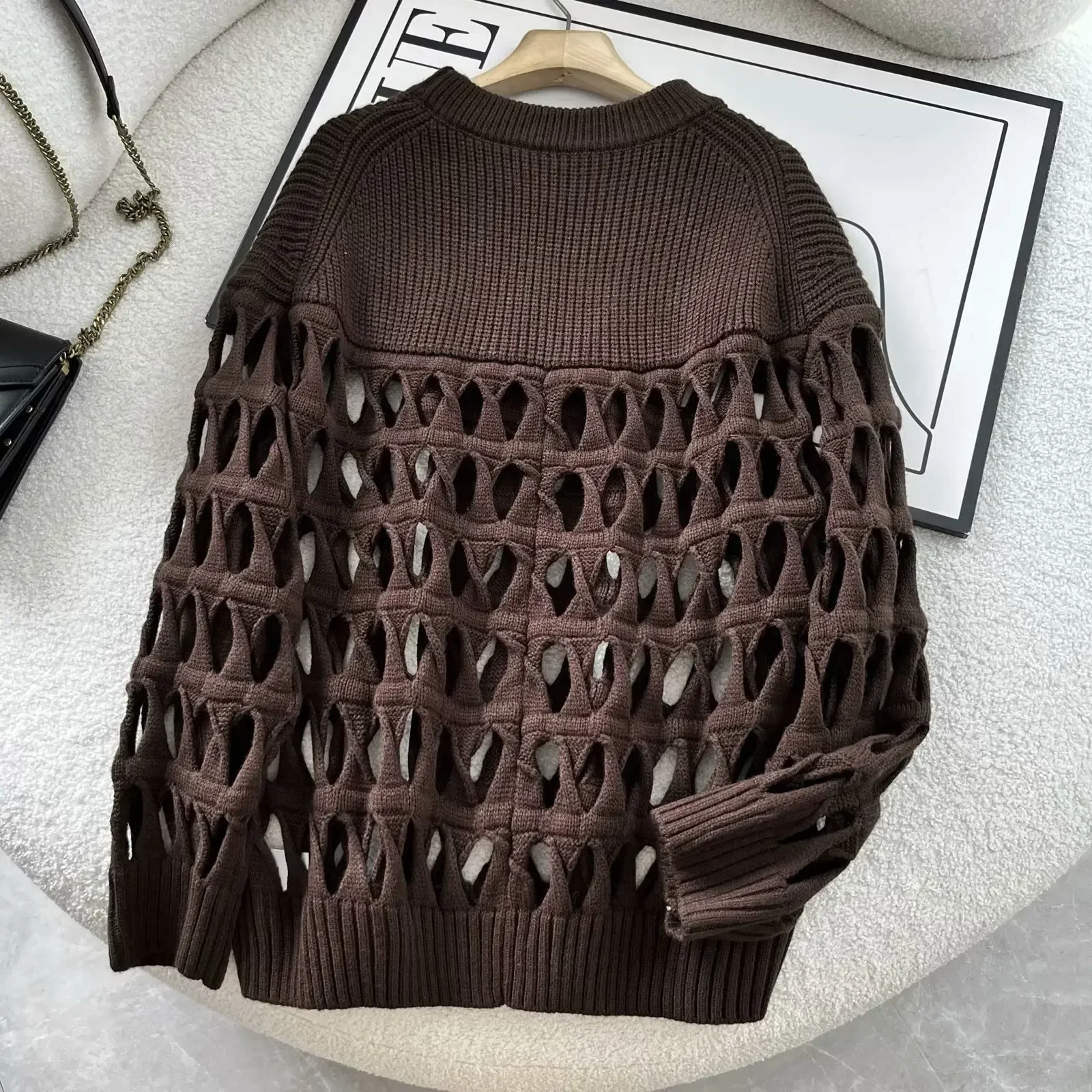 Damen Mode lässig Joker hohl Design Strick pullover Retro Rundhals ausschnitt Langarm weibliche Pullover Chic Top