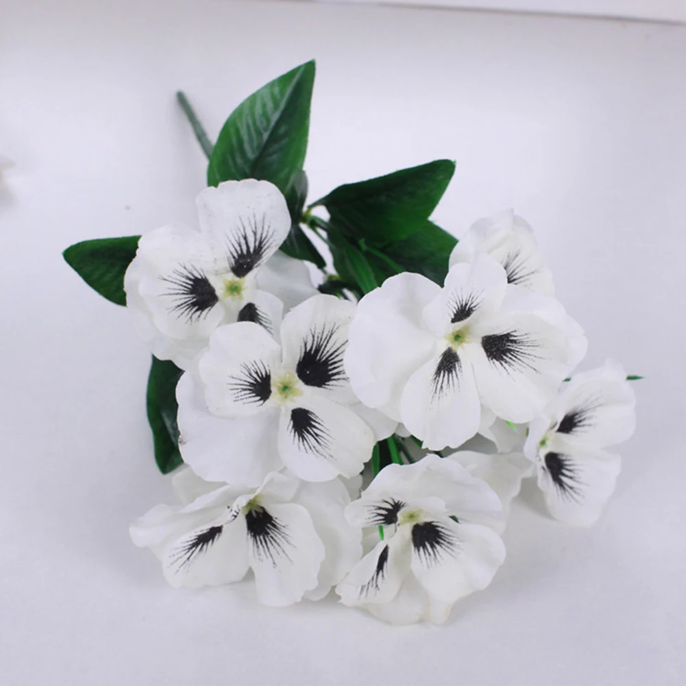 زهور بانسي الاصطناعية قماش حريري زهرة لتقوم بها بنفسك ترتيبات الزهور الأبيض الأرجواني الأحمر وهمية الزهور الزفاف ديكور غرفة مكتب المنزل