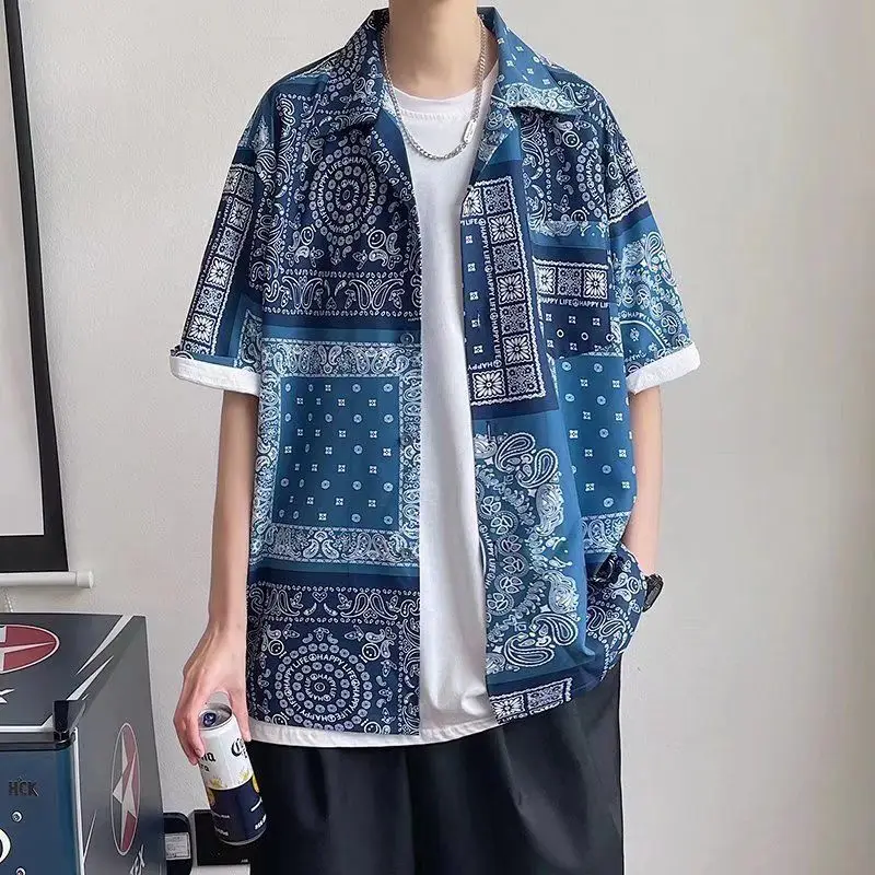 Camisa de media manga con cuello vuelto para hombre, cárdigan holgado con botones, estampado de calle, Tops que combinan con todo, moda de verano, nuevo, Y2K