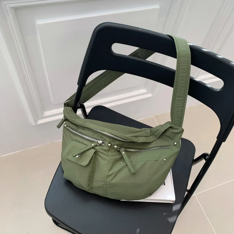 Large Capacity Crossbody Bag For Women Banana Waist Bag Military Green Nylon Chest Bag Female Casual Travel Bag Handbag Purse