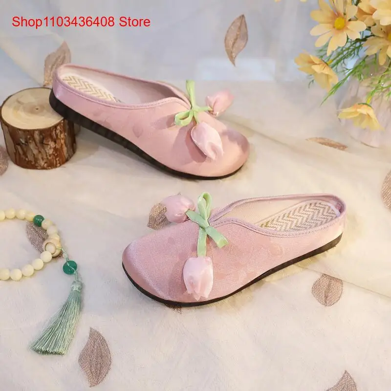 Summer New Style Cloth Shoes, Flat Soft Soles, Lightweight New Chinese Style Flower Slippers, Antique Style Women's Shoes