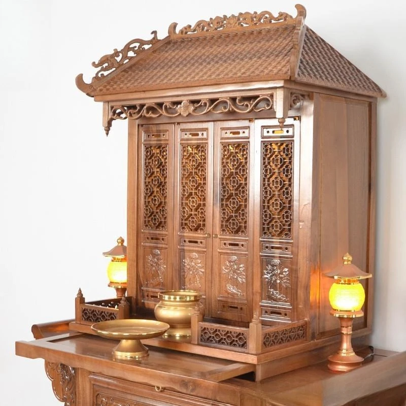 Small Buddhist shrine, shrine with door, wall-mounted shrine cabinet, incense offering table