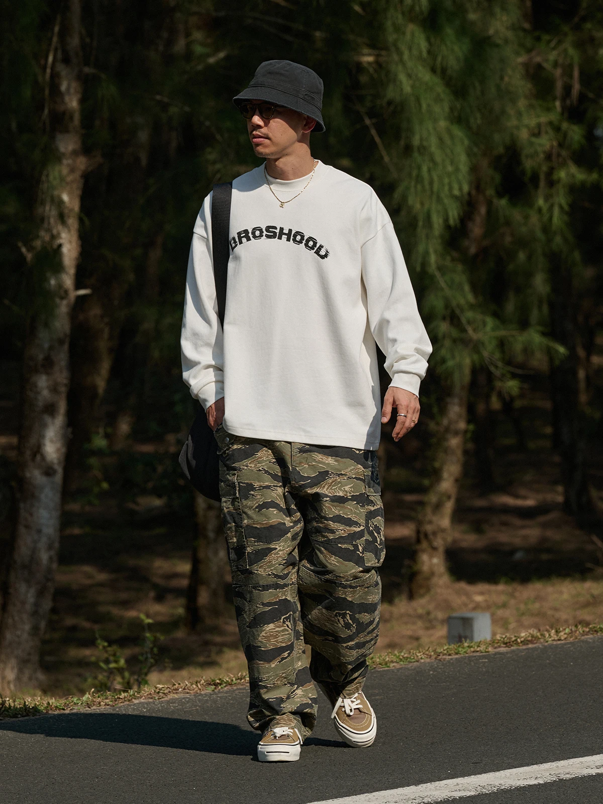 Broshood 26SS Loose Fit Retro Mixed Fiber Double Sided Lightened Flocking Long Sleeve T-Shirt Unisex Breathable Comfortable S...