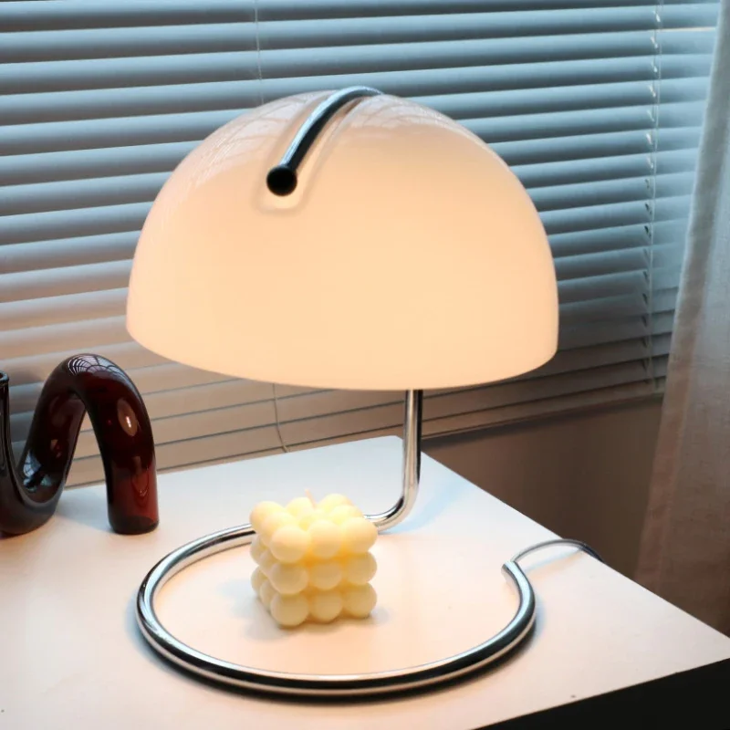 Japanese Retro Orange Glass Candle Warmer Lamp Metal Ring Base Flameless Scented Wax Melt Table Light for Bedroom Home Decor