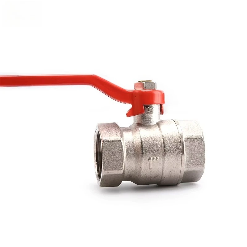 جودة عالية OEM مخصص مزورة CW617N صمام كروي نحاسي 1 2 3 4 بوصة 600 WOG ISO CE نهاية ملولبة معتمدة لزيت الغاز المائي