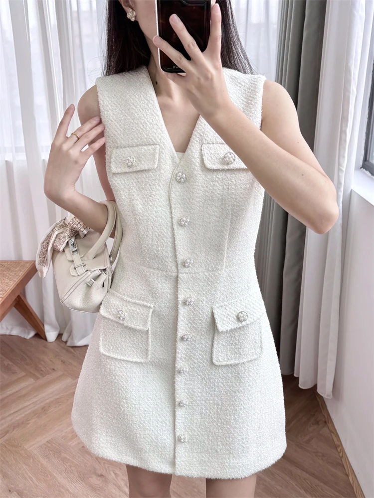 New 2024 High Quality Women Tweed Short Dress V-Neck Sleeveless A-Line Buttons Elegant High Street Chic Stunning Fashion Design