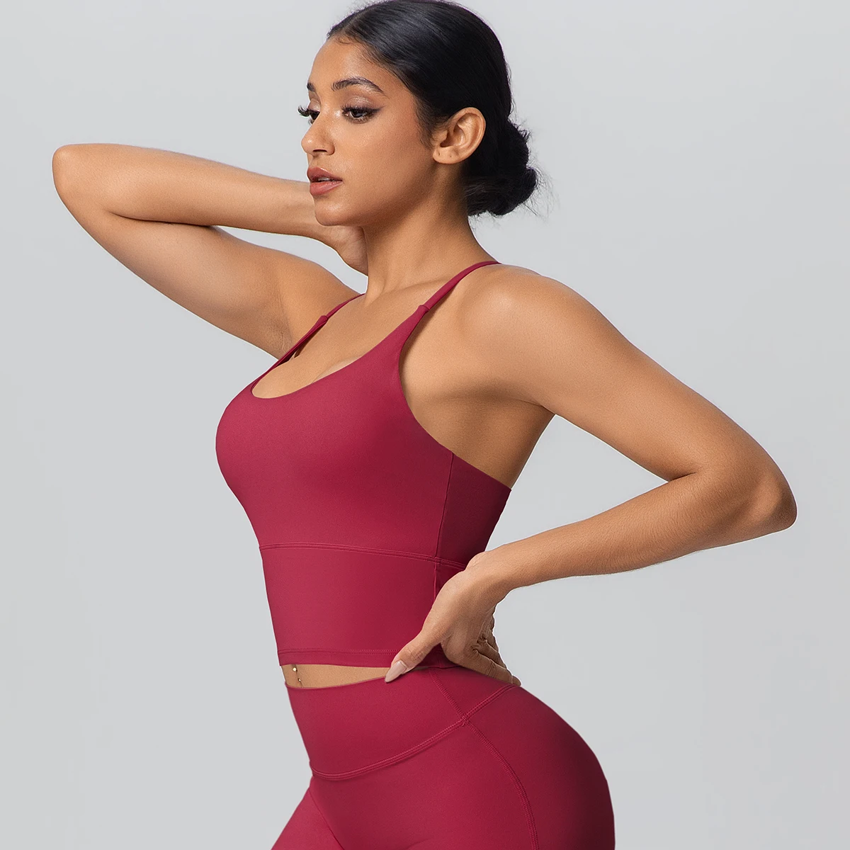 1 Stück Einfarbiger Weicher Rückenfreier Fitness-Yoga-BH für Damen, Hochfester Stoßdämpfender Sport-Top mit Push-Up-Effekt und Brustpolster – Detail 37