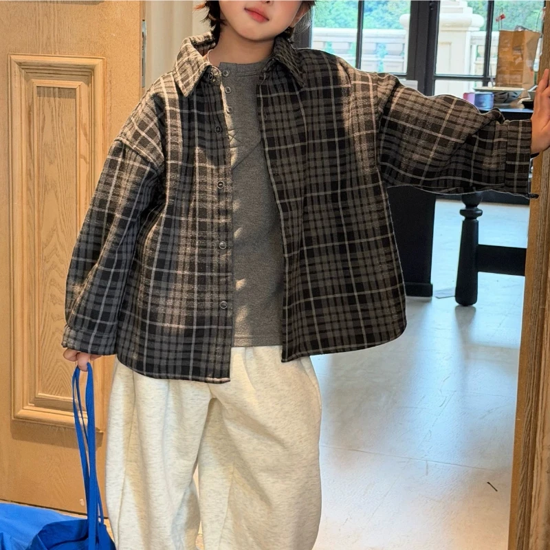 2026 Winter New Korean Children's Plush Checkered Shirt, Men's and Women's Letter Embroidered Versatile Collar Shirt Trendy