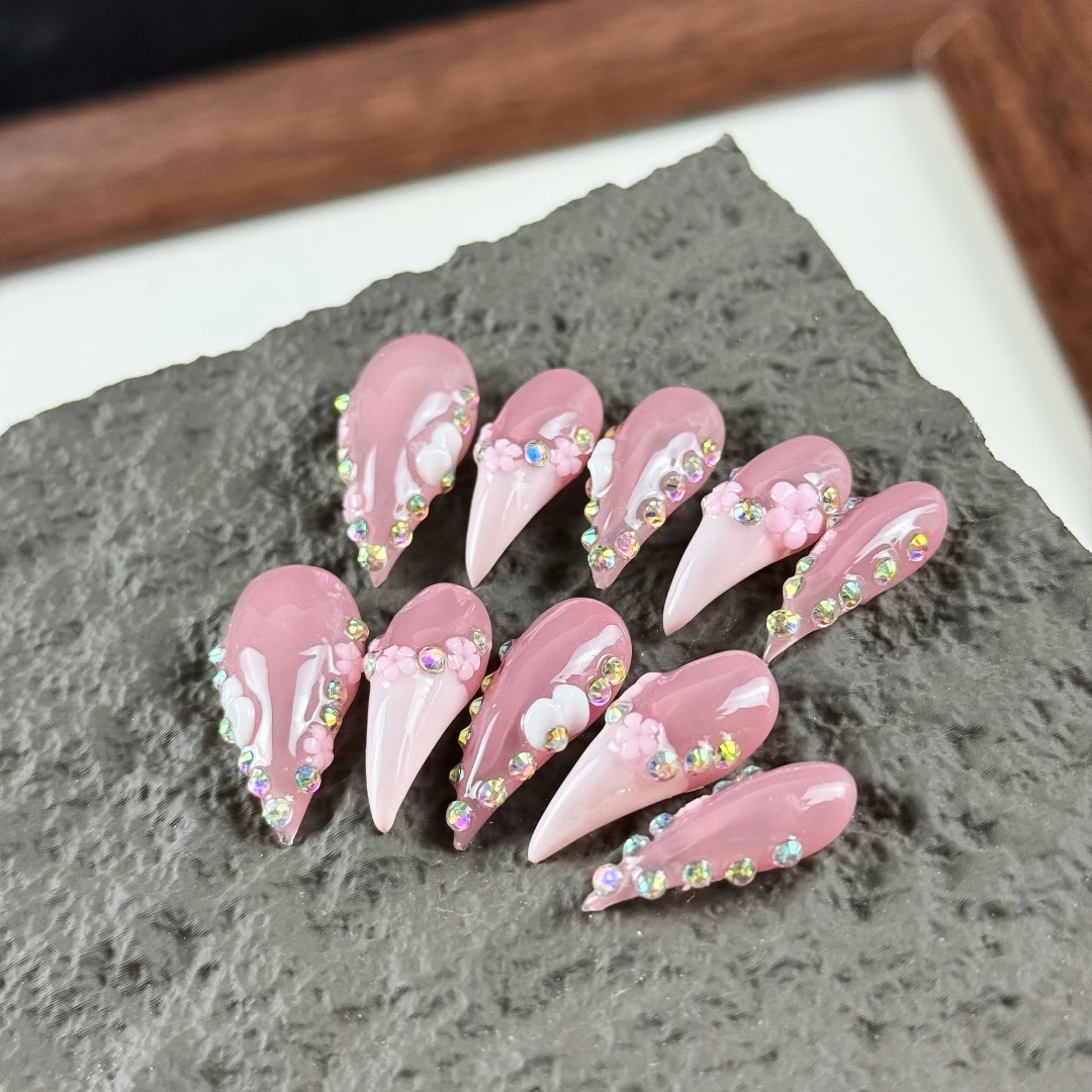 10pcs High-end Pink girl style, hand-painted three-dimensional engraved design, gemstones, dragon claws handmade fake nails