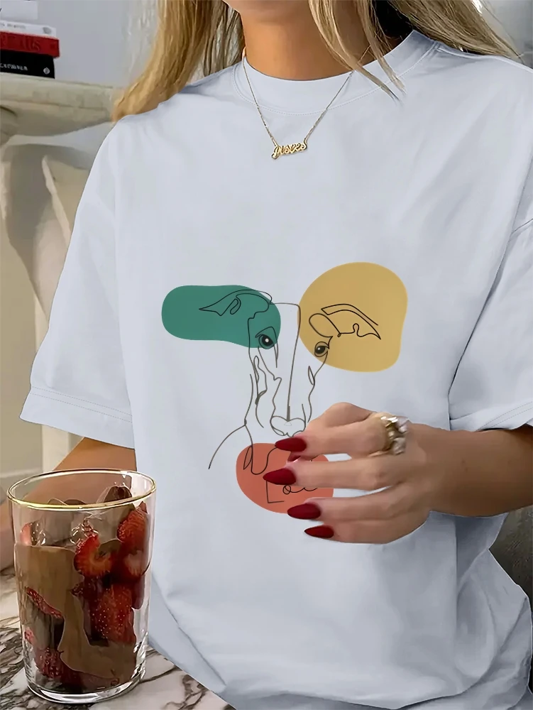 

Футболка с рисунком собаки на заказ, женская хлопковая футболка стандартного размера, летняя популярная одежда для девочек, игривая графика